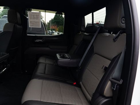 Used 2023 Chevrolet Silverado 1500 ZR2 w/ Technology Package image 22