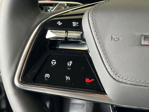 New 2026 Cadillac Lyriq V AWD/4WD image 13