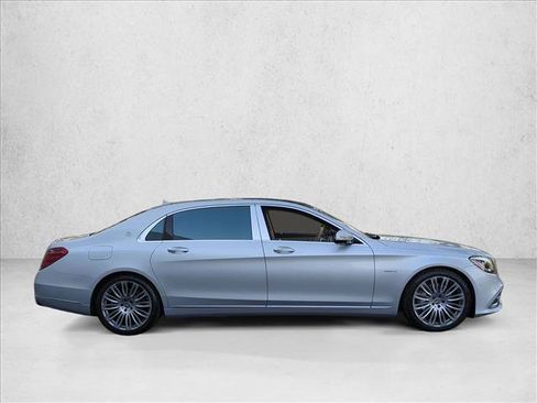 Certified 2020 Mercedes-Benz Maybach S 560 4MATIC image 4