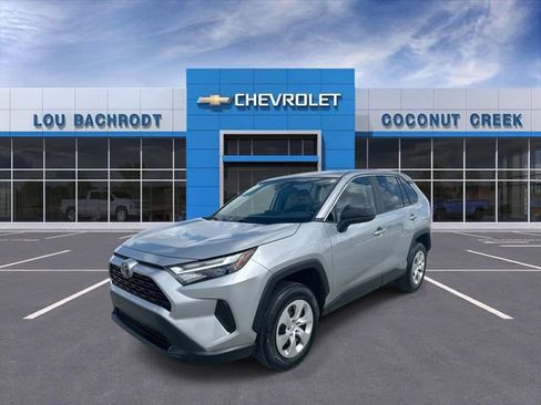 Used 2025 Toyota RAV4 LE image 4