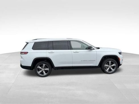 Used 2022 Jeep Grand Cherokee L Limited image 11