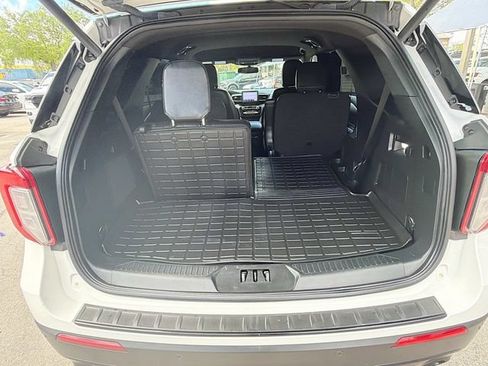 Used 2023 Ford Explorer ST-Line w/ Class IV Trailer Tow Package RWD image 27