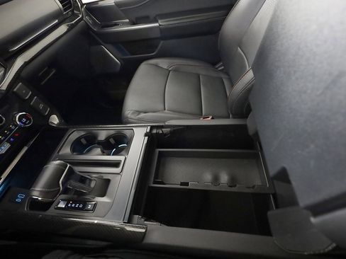 Used 2021 Ford F150 Lariat w/ Equipment Group 502A High image 38