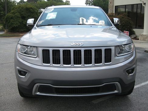 Used 2015 Jeep Grand Cherokee Limited AWD/4WD image 3