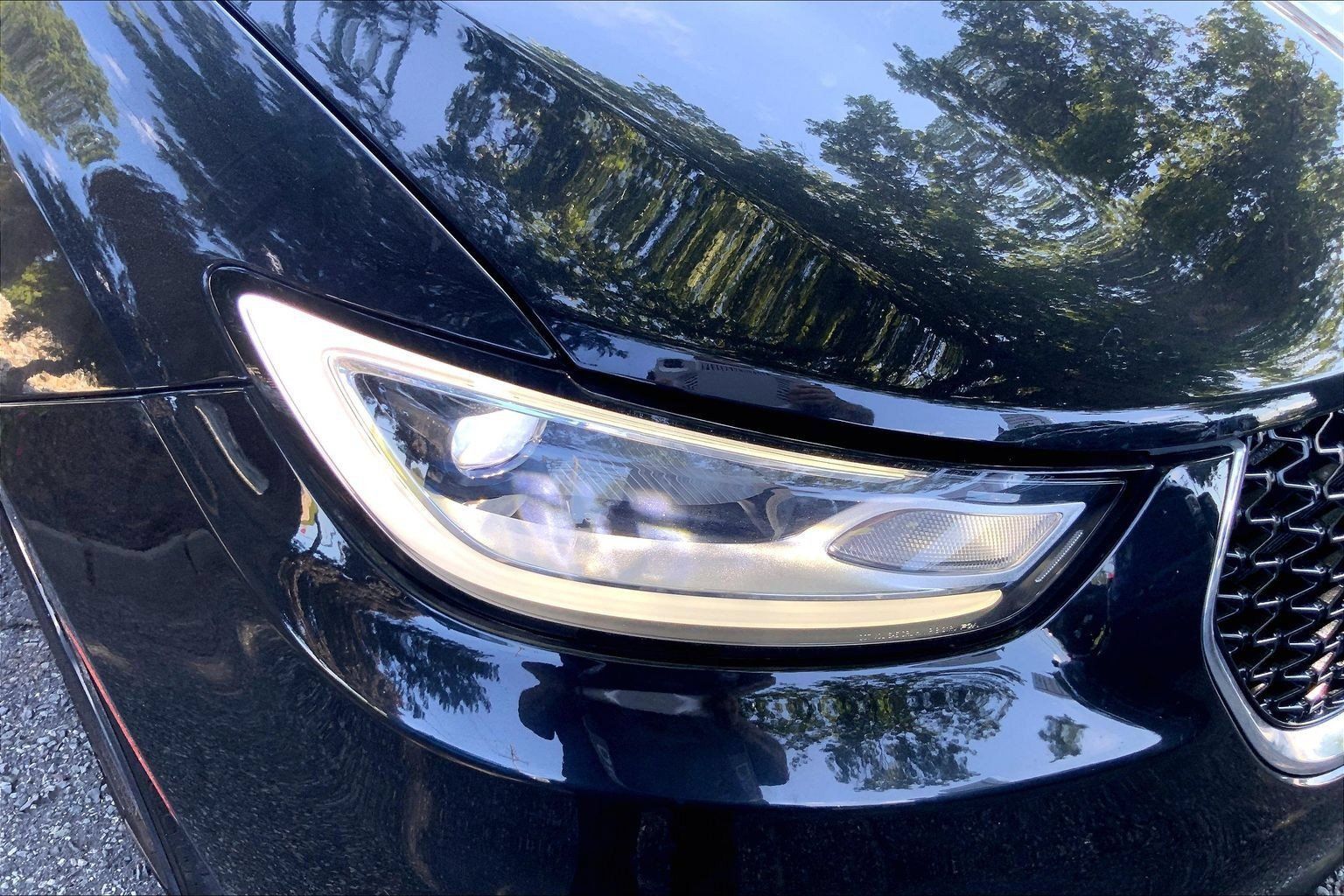 Certified 2023 Chrysler Pacifica Touring-L AWD/4WD image 21
