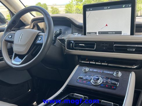 Used 2022 Lincoln Aviator Reserve w/ Equipment Group 201A AWD/4WD image 6