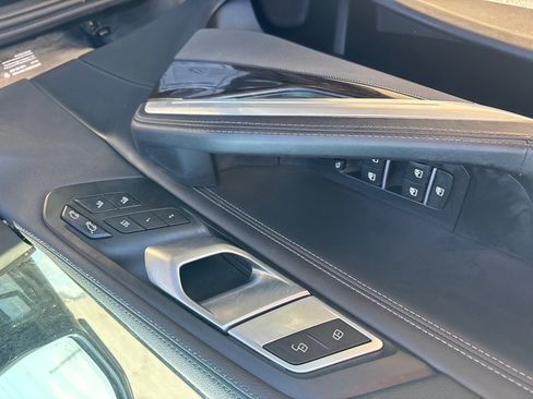 Used 2023 BMW X6 xDrive40i w/ Executive Package image 12