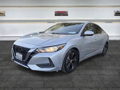 Used 2022 Nissan Sentra SV FWD image 3