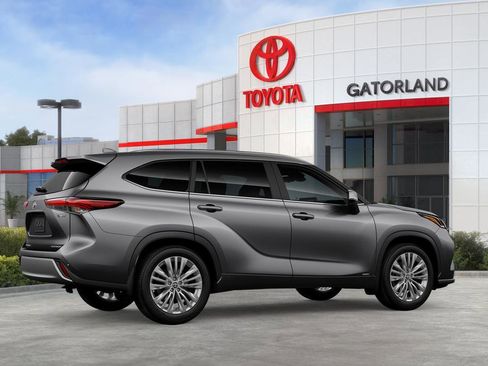 New 2026 Toyota Highlander Platinum image 57