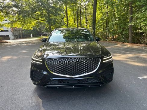 Used 2023 Genesis GV70 2.5T w/ Sport Prestige Package AWD/4WD image 2