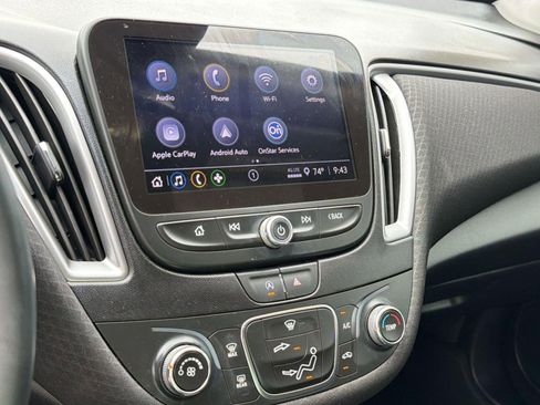 Used 2025 Chevrolet Malibu RS FWD image 23