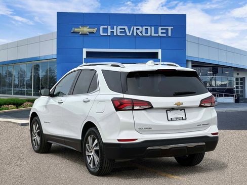Certified 2023 Chevrolet Equinox Premier AWD/4WD image 3