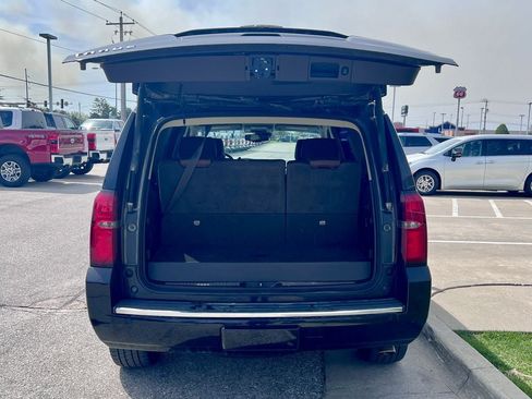 Used 2015 Chevrolet Tahoe LTZ AWD/4WD image 9