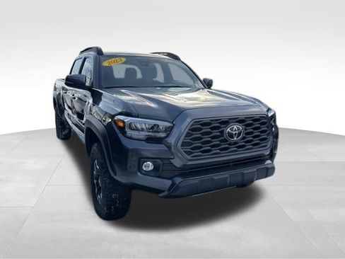 Used 2023 Toyota Tacoma TRD Off-Road image 5