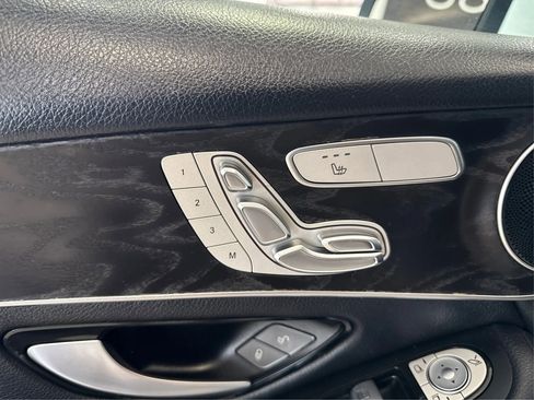 Used 2018 Mercedes-Benz GLC 300 4MATIC image 23