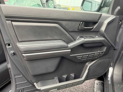 New 2026 Toyota Tacoma SR5 image 6