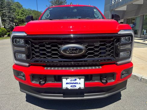 New 2026 Ford F250 Lariat w/ Black Appearance Package AWD/4WD image 9