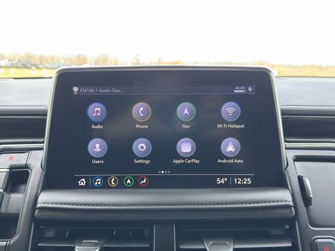 Used 2021 Chevrolet Tahoe Z71 w/ Luxury Package image 26