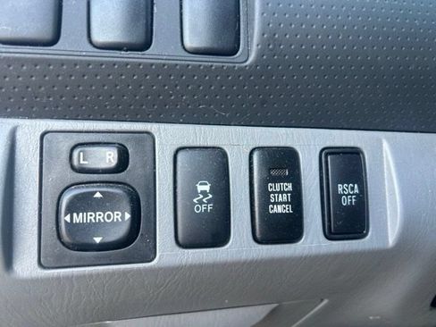 Used 2015 Toyota Tacoma 4x4 Double Cab w/ SR5 Package image 13