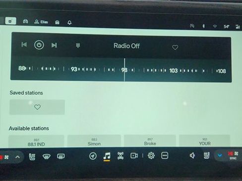 Used 2023 Rivian R1S Adventure image 51