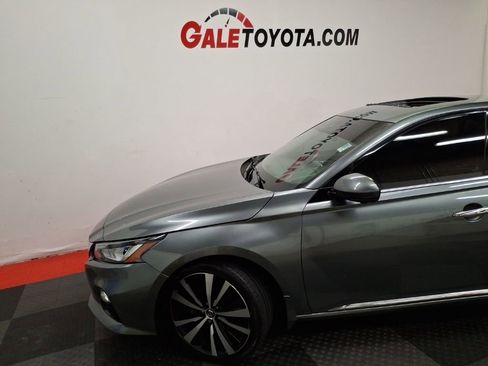 Used 2020 Nissan Altima 2.5 Platinum image 5