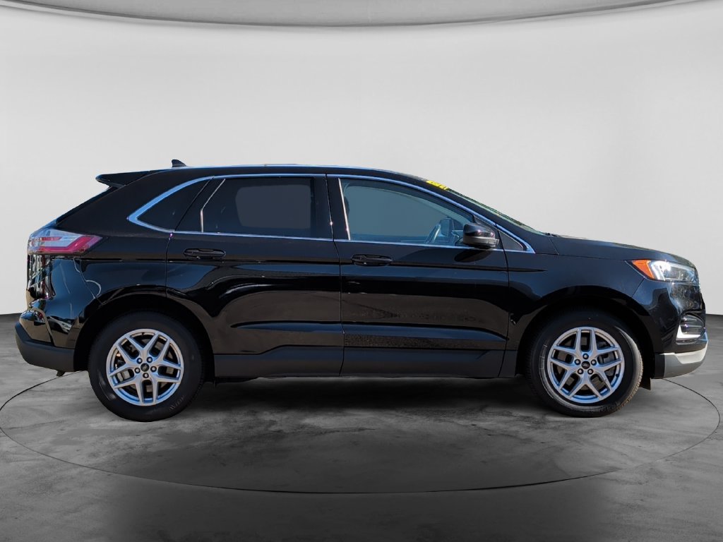 Used 2024 Ford Edge SEL AWD/4WD image 8