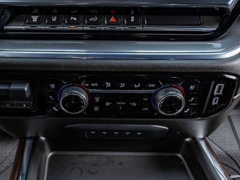 Used 2024 Chevrolet Silverado 3500 High Country w/ High Country Premium Package image 24