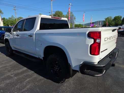 Used 2021 Chevrolet Silverado 1500 Custom Trail Boss w/ Realtree Special Edition AWD/4WD image 5