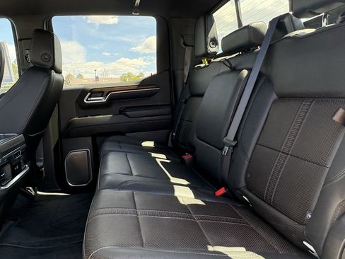 Used 2025 Chevrolet Silverado 1500 High Country w/ High Country Premium Package image 14