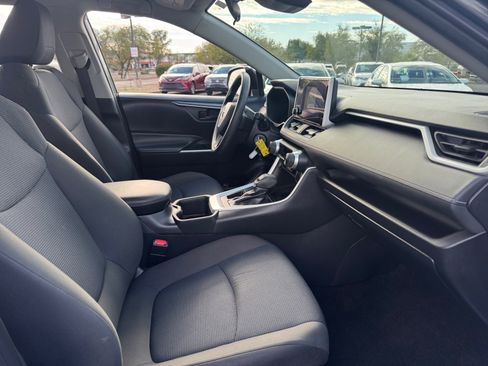 Certified 2023 Toyota RAV4 LE image 19