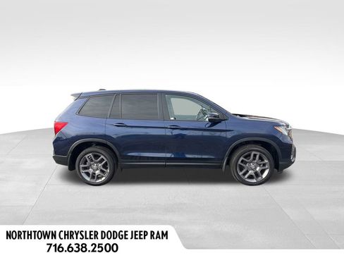 Used 2023 Honda Passport EX-L image 2