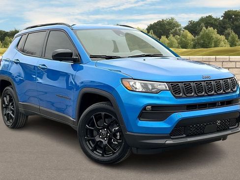 New 2025 Jeep Compass Latitude w/ Convenience Group image 2