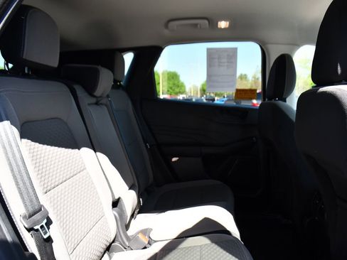 Used 2022 Ford Escape SE w/ SE Sport Appearance Package AWD/4WD image 19