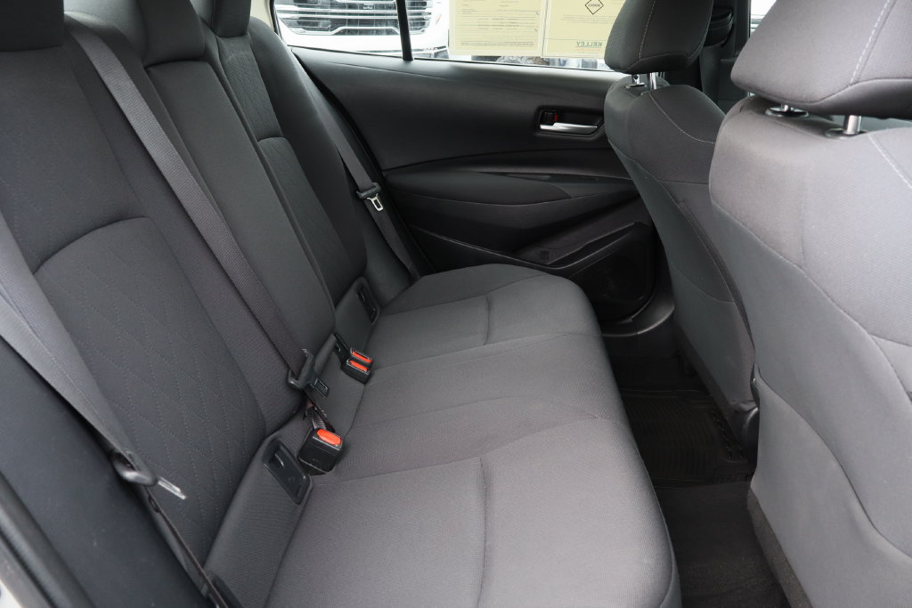 Used 2020 Toyota Corolla LE FWD image 25