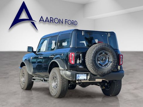 New 2025 Ford Bronco Badlands w/ Sasquatch Package AWD/4WD image 4