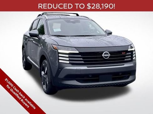 New 2026 Nissan Kicks SR image 4