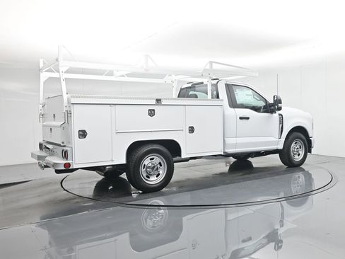 New 2025 Ford F350 XL w/ XL Chrome Package image 28