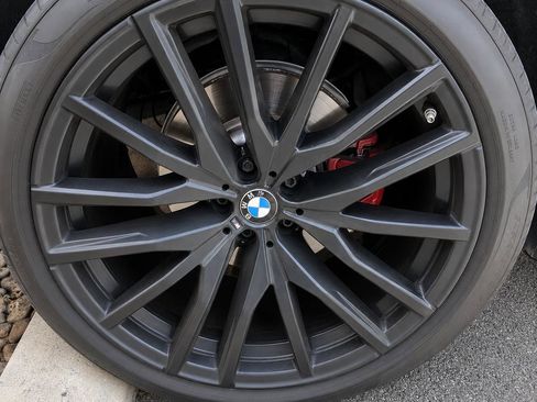 Certified 2024 BMW X6 xDrive40i w/ Premium Package AWD/4WD image 8