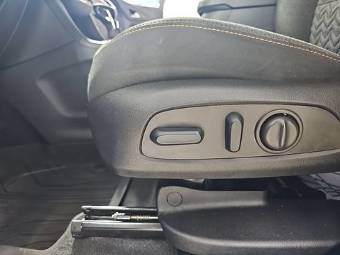 Certified 2024 Chevrolet Equinox LT w/ LPO, Floor Liner Package AWD/4WD image 35