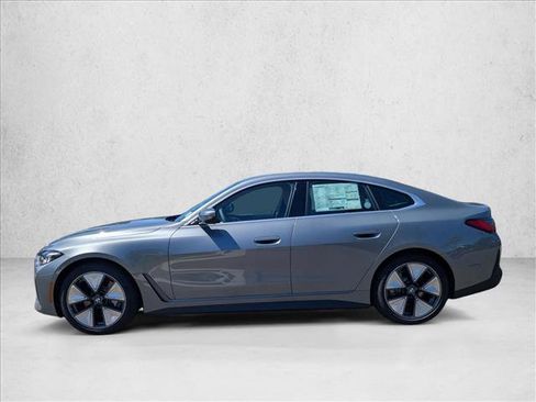 New 2026 BMW i4 xDrive40i w/ Premium Package AWD/4WD image 8