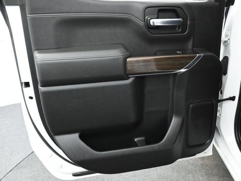Used 2019 Chevrolet Silverado 1500 RST w/ All-Star Edition AWD/4WD image 17