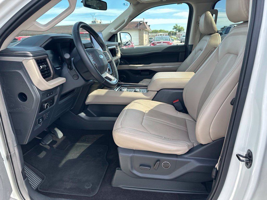 Certified 2023 Ford Expedition Limited AWD/4WD image 14