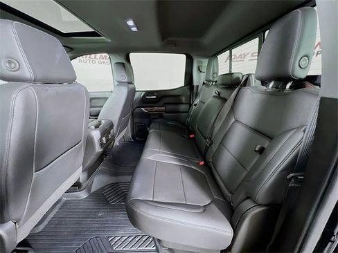 Used 2021 Chevrolet Silverado 1500 LT Trail Boss w/ Convenience Package II image 23