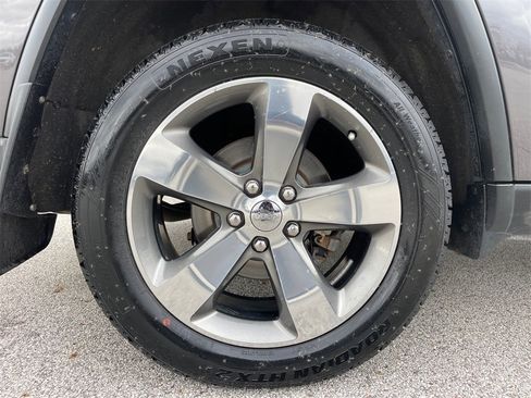 Used 2016 Jeep Grand Cherokee Limited image 46