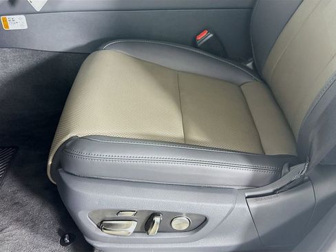 New 2025 Lexus LX 700h Overtrail image 21