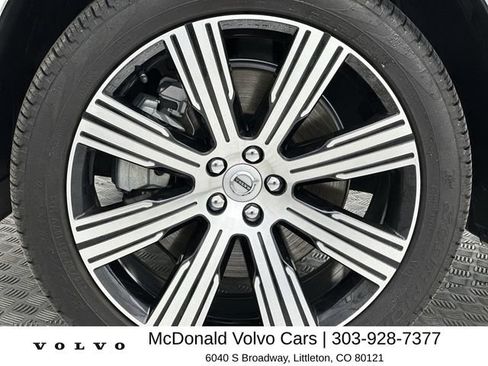Certified 2025 Volvo XC90 T8 Ultra w/ Lounge Package AWD/4WD image 10