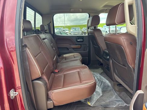 Used 2014 Chevrolet Silverado 1500 High Country w/ High Country Premium Package AWD/4WD image 6