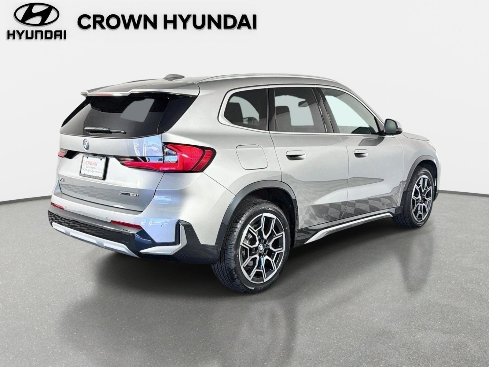 Used 2023 BMW X1 xDrive28i w/ Convenience Package AWD/4WD image 6