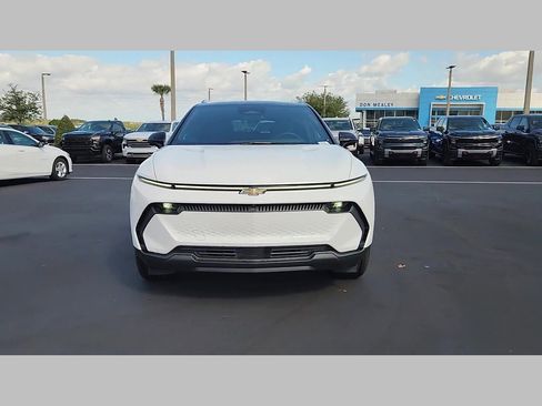 New 2026 Chevrolet Equinox EV LT image 24