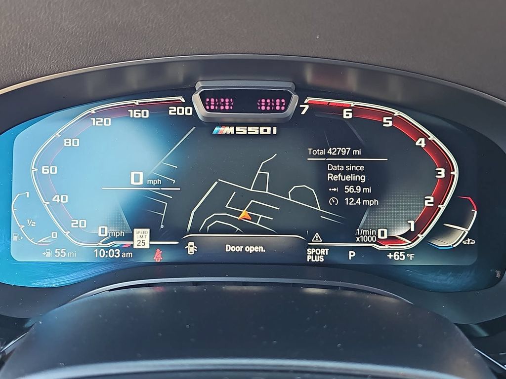 Used 2023 BMW M550i xDrive w/ Executive Package AWD/4WD image 19